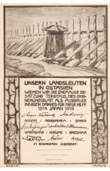 Im oberen Drittel eine Kohleradierung eines Wachturms und hölzernen Lagerzauns. Unten, zwischen Zierranken eingefaßt Text: „Unseren Landsleuten in Ostasien ...“ darunter Raumm für Unterschriften.